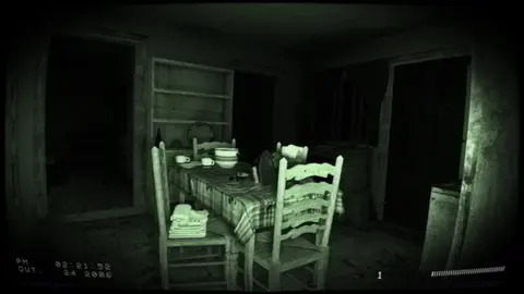 Otherside Tapes: Favela screenshot