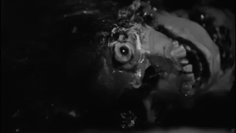ROUGH KUTS: Night of the Living Dead screenshot