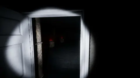 Backrooms: The Lost Circus screenshot