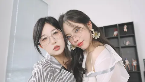 The Beauty and the CEO screenshot